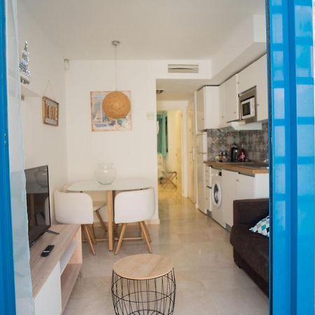 Apartamento Los Patos Beach Apartment เบนัลมาเดนา ภายนอก รูปภาพ