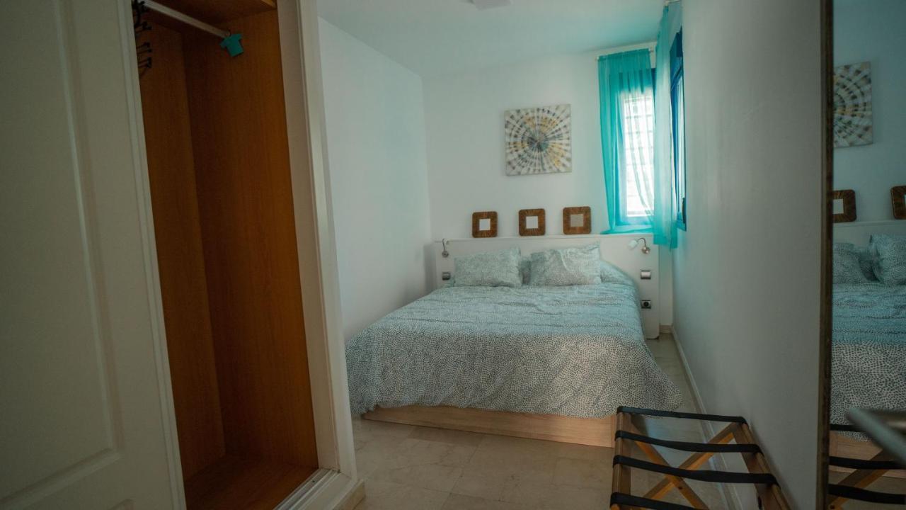 Apartamento Los Patos Beach Apartment เบนัลมาเดนา ภายนอก รูปภาพ