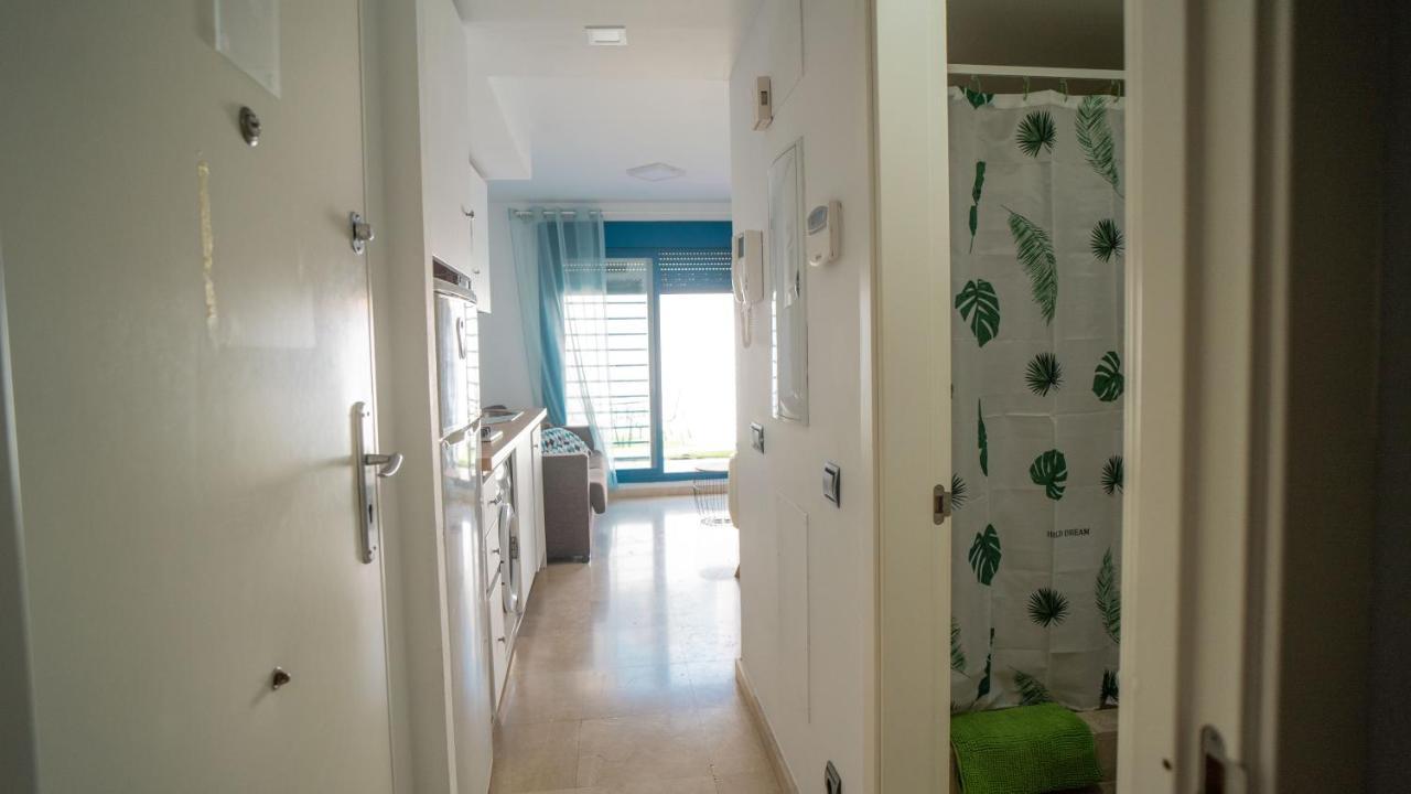 Apartamento Los Patos Beach Apartment เบนัลมาเดนา ภายนอก รูปภาพ